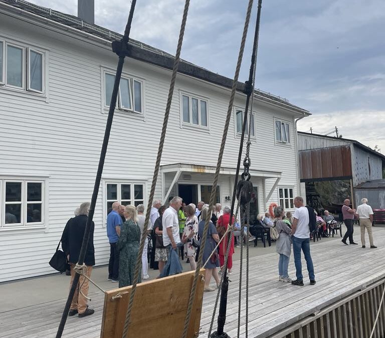 Sunde, eit eige kyst- og litteratursenter